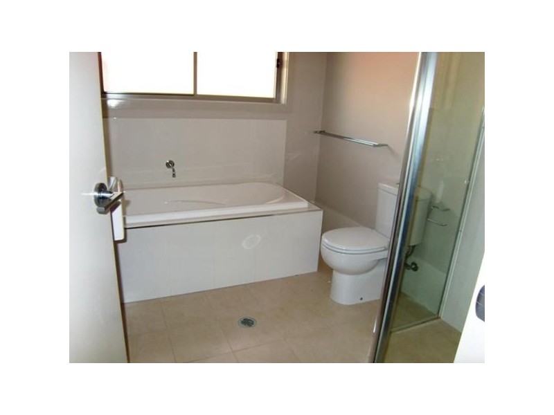 37 Tenyo Street, Cameron Park NSW 2285