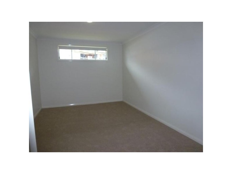 16 Graysynd Circuit, Cameron Park NSW 2285