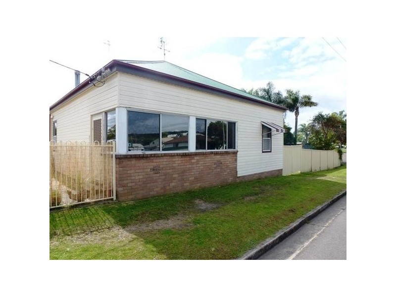 10 Margaret Street, Teralba NSW 2284