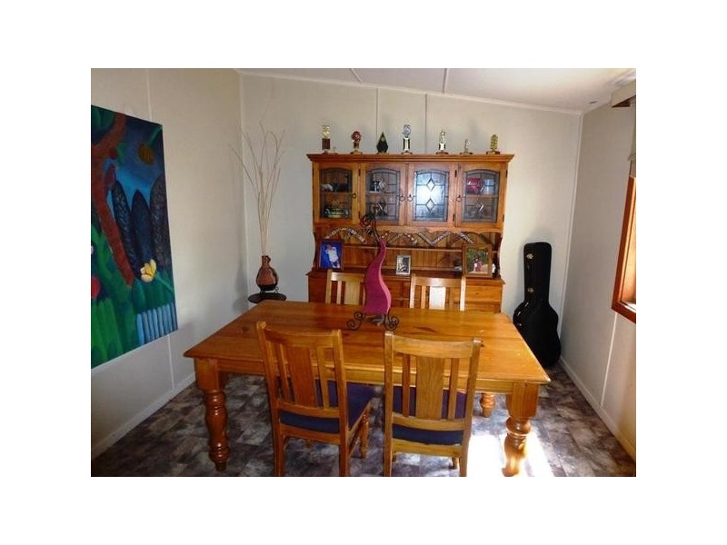 10 Margaret Street, Teralba NSW 2284