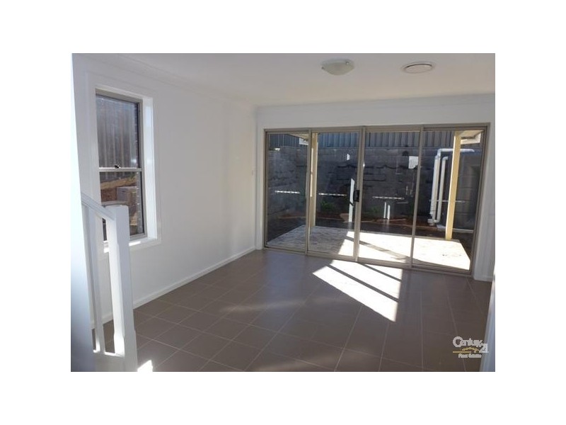 3/8 Angophora Drive, Warabrook NSW 2304