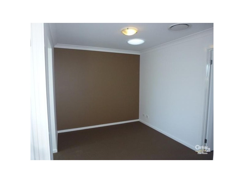 7/8 Angophora Drive, Warabrook NSW 2304