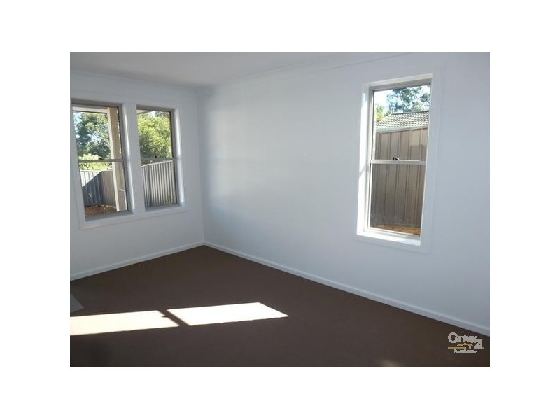 10/8 Angophora Drive, Warabrook NSW 2304