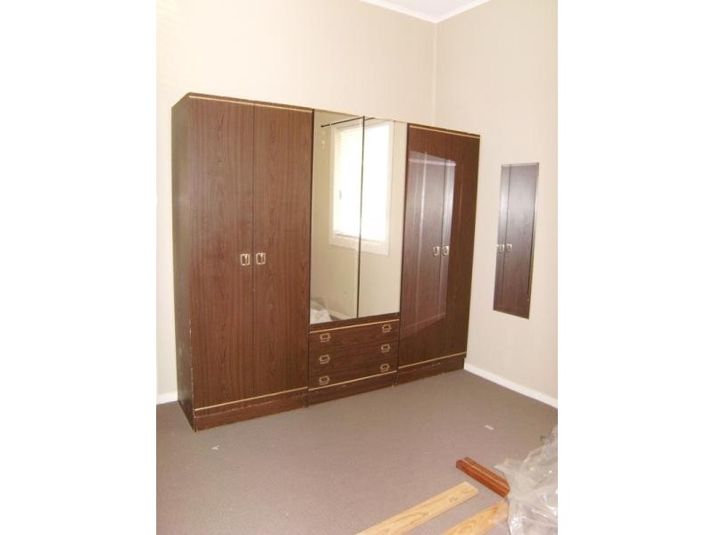 8 Garth Street, Edgeworth NSW 2285