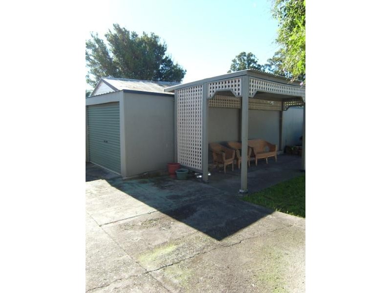 8 Garth Street, Edgeworth NSW 2285