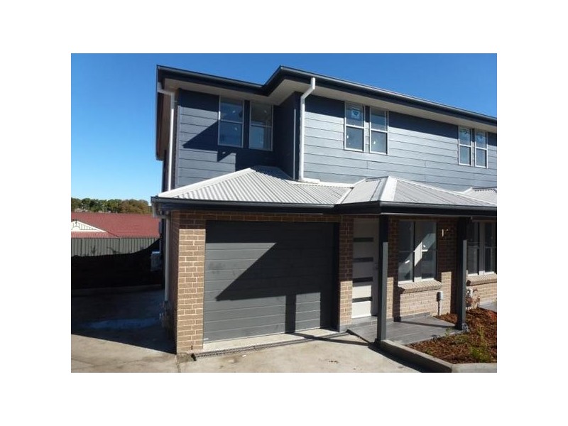 11/8 Angophora Drive, Warabrook NSW 2304