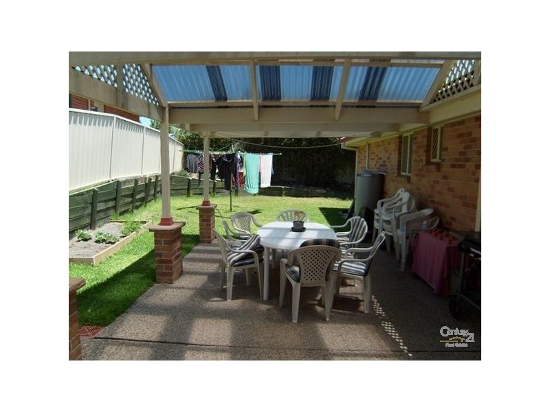 2 Cornus Circuit, Cameron Park NSW 2285