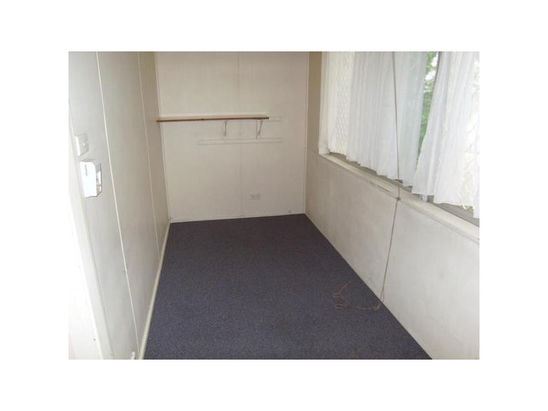 8 Harrison Street, Cardiff NSW 2285