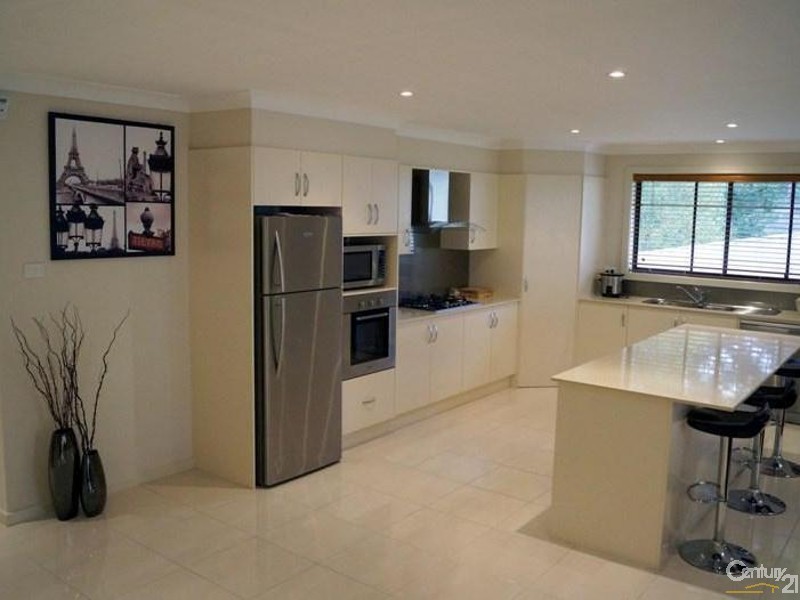 22 Jupiter Circuit, Cameron Park NSW 2285