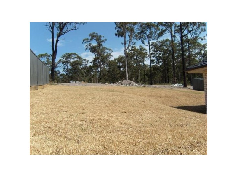 31 Tenyo Street, Cameron Park NSW 2285