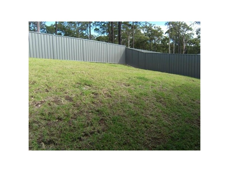 31 Tenyo Street, Cameron Park NSW 2285