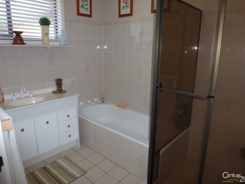 52 Railway Street, Minmi NSW 2287