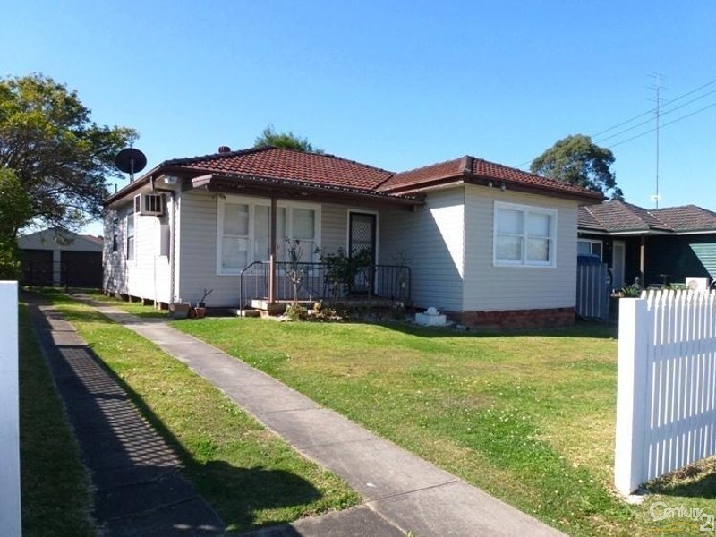 2 Velinda Street, Edgeworth NSW 2285