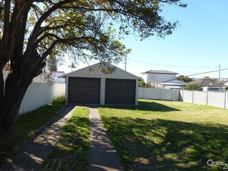 2 Velinda Street, Edgeworth NSW 2285