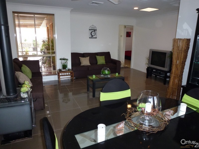 71 Harris Street, Cameron Park NSW 2285