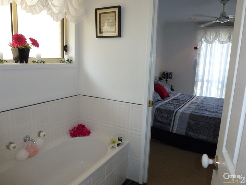 71 Harris Street, Cameron Park NSW 2285