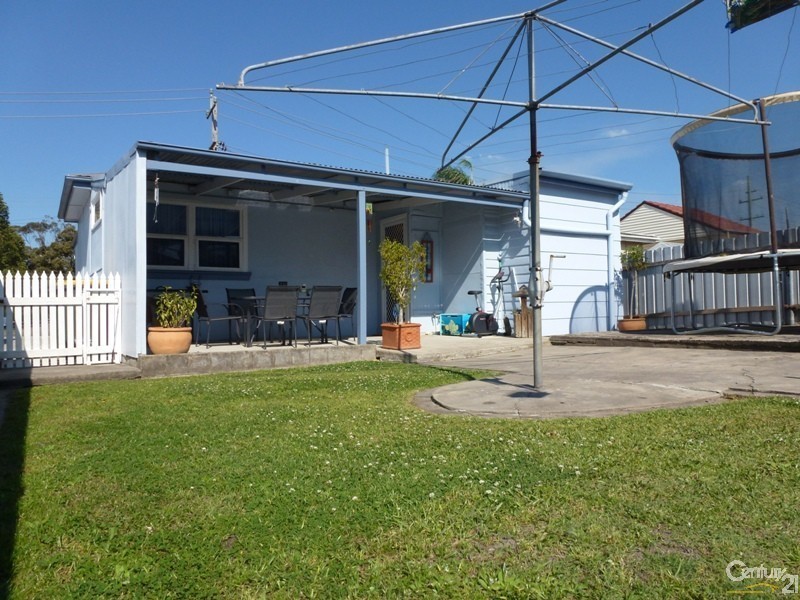 7 Charles Street, Edgeworth NSW 2285