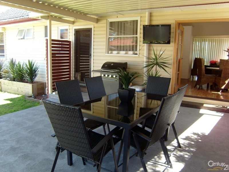 34 Neilson Street, Edgeworth NSW 2285