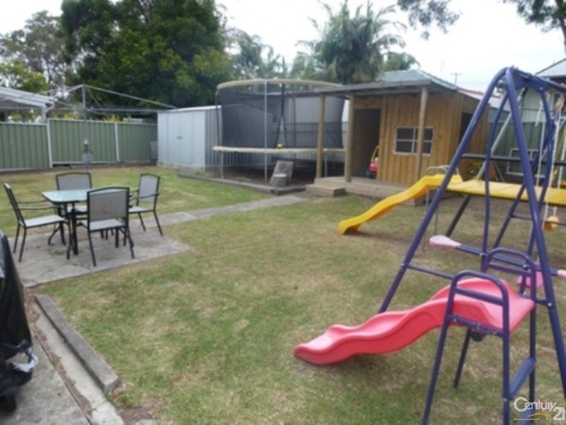 23 Bonarius Street, Edgeworth NSW 2285