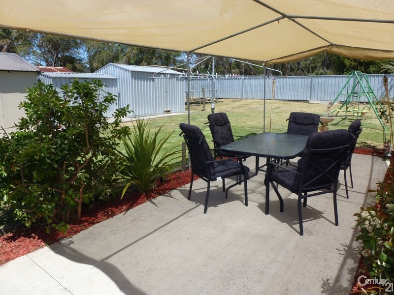 9 Velinda Street, Edgeworth NSW 2285