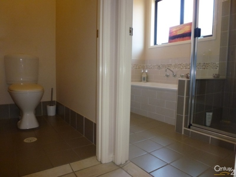 1 Massey Close, Elermore Vale NSW 2287