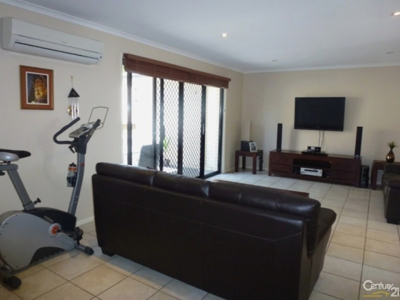 1 Massey Close, Elermore Vale NSW 2287