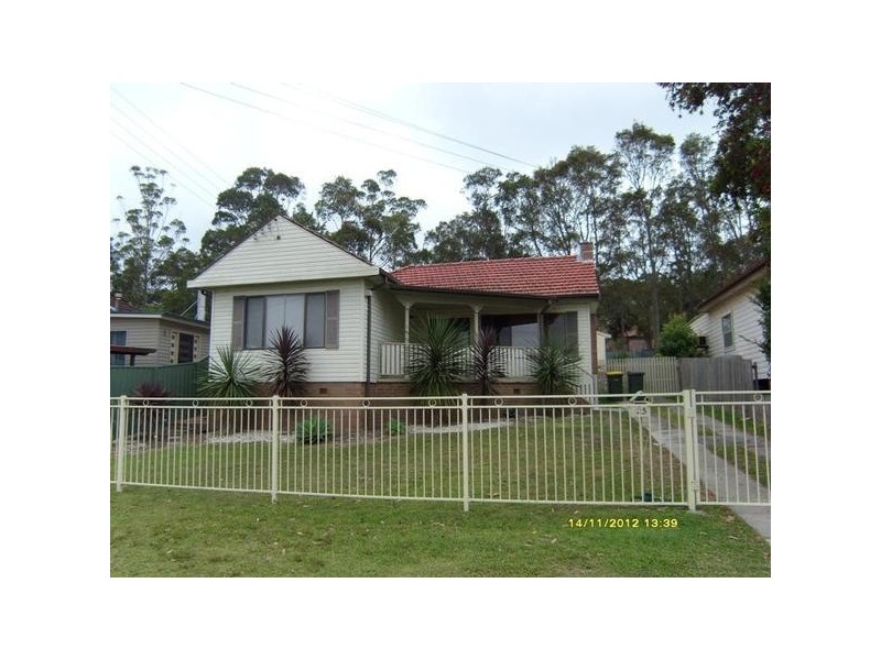 25 Clare Street, Glendale NSW 2285