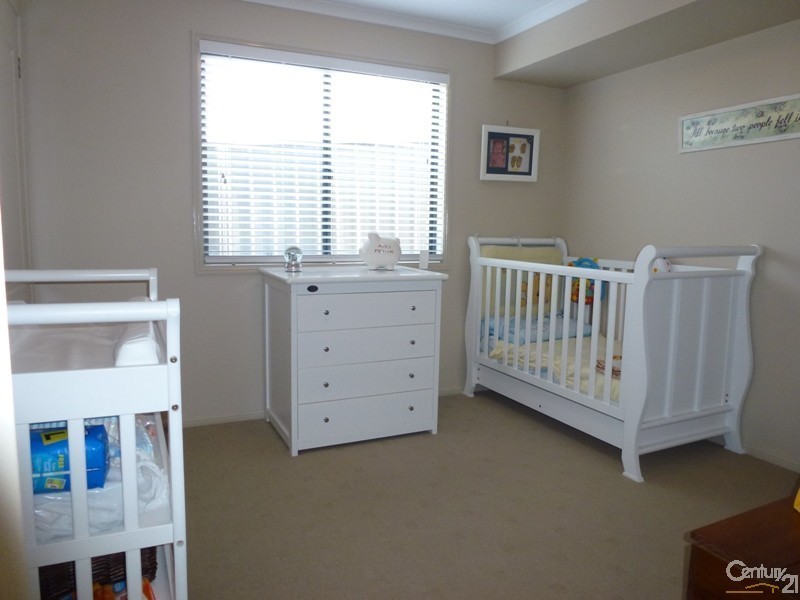 49 Northridge Drive, Cameron Park NSW 2285