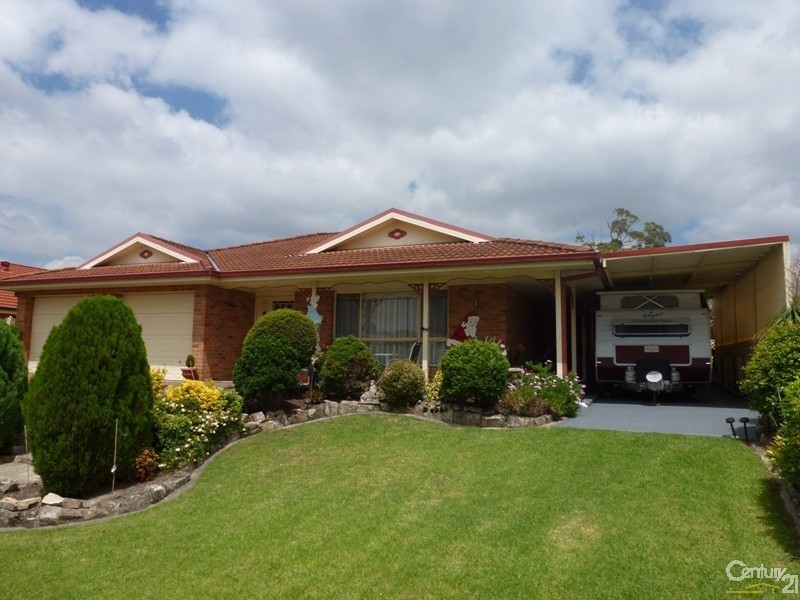 21 Bracken Close, Cameron Park NSW 2285