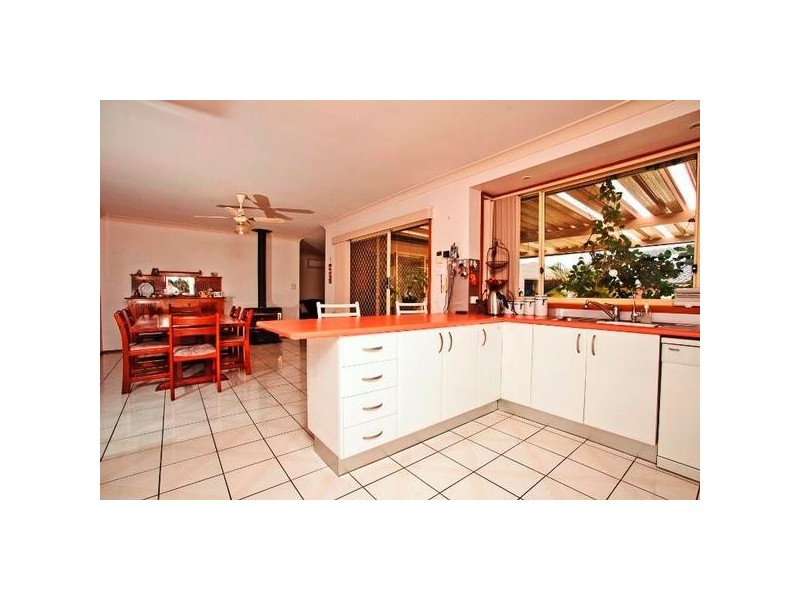 8 Elizabeth Court, Thornton NSW 2322