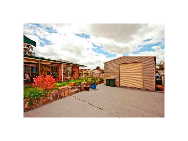 8 Elizabeth Court, Thornton NSW 2322