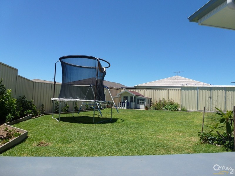 14 Tianie Street, Cameron Park NSW 2285