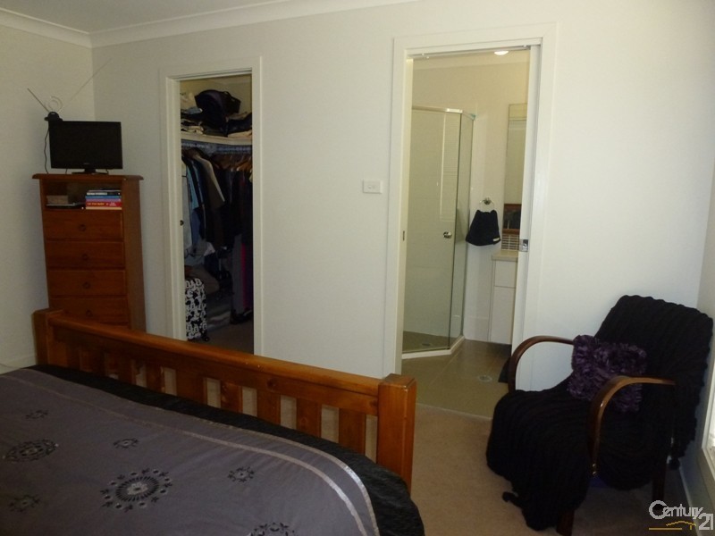 14 Tianie Street, Cameron Park NSW 2285