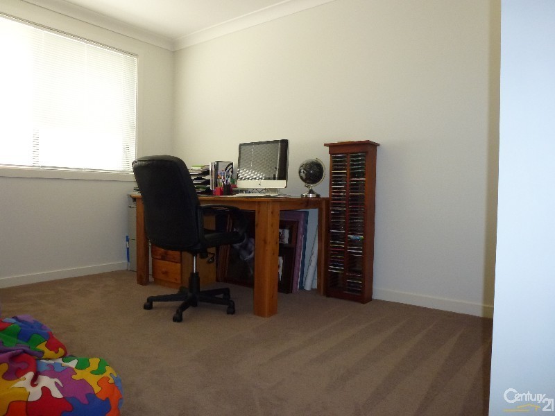 14 Tianie Street, Cameron Park NSW 2285