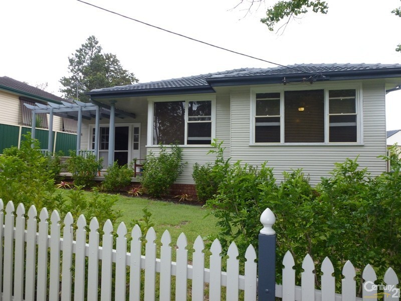 14 Crest Avenue, Edgeworth NSW 2285