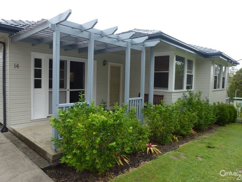 14 Crest Avenue, Edgeworth NSW 2285