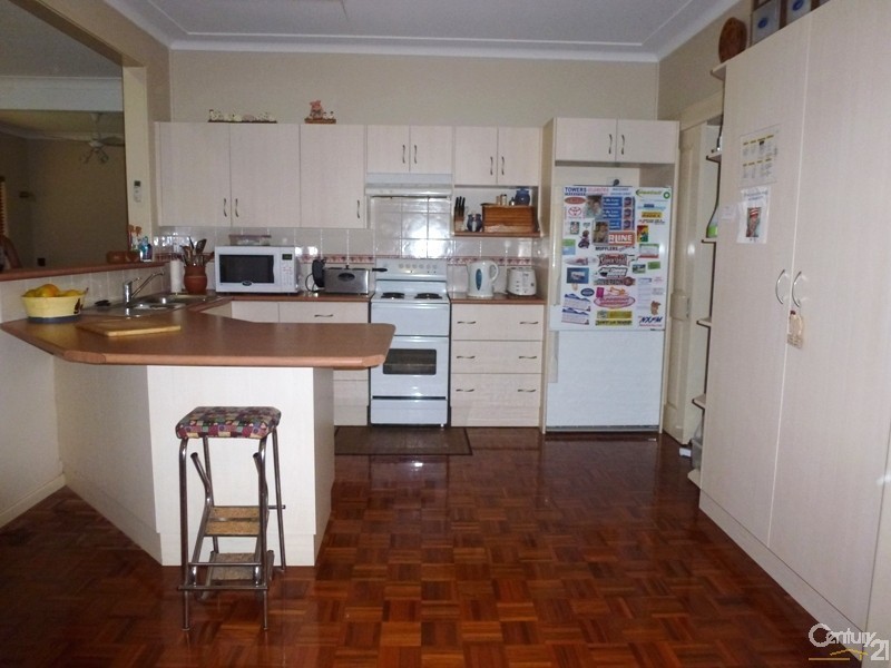 14 Crest Avenue, Edgeworth NSW 2285