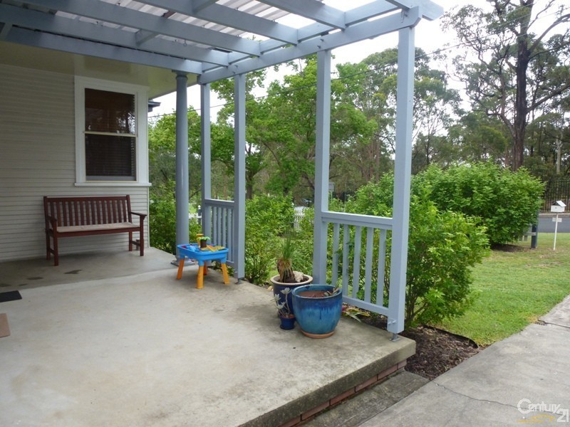 14 Crest Avenue, Edgeworth NSW 2285