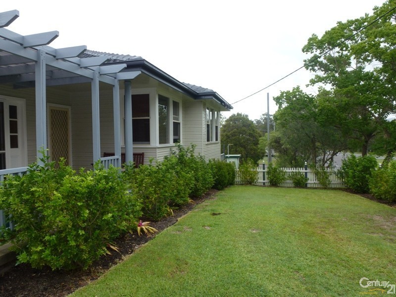 14 Crest Avenue, Edgeworth NSW 2285