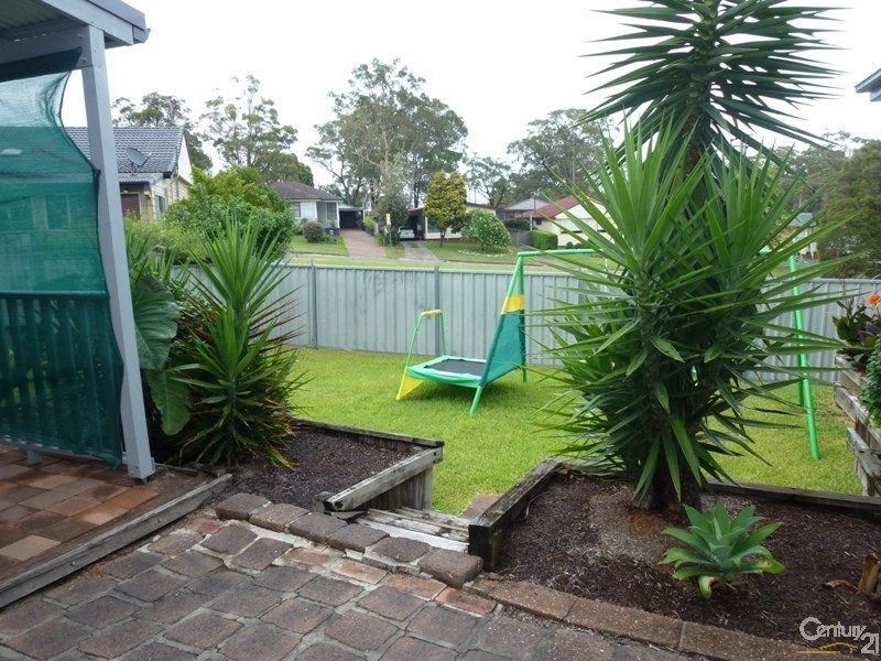 14 Crest Avenue, Edgeworth NSW 2285