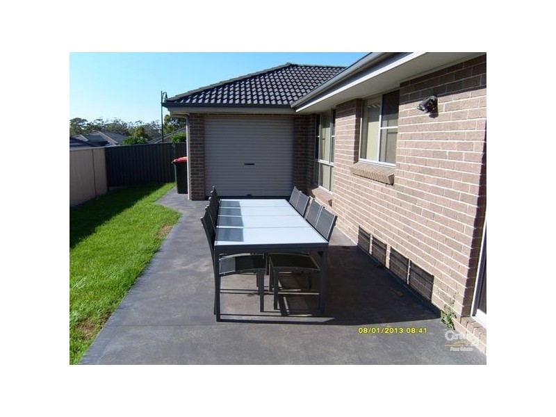 5 Eumina Street, Cameron Park NSW 2285