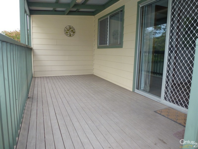 11 Oakville Road, Edgeworth NSW 2285