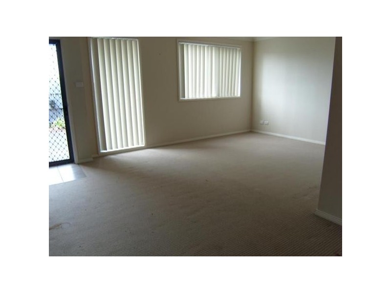 3/24 Churchill Circuit, Hamilton South NSW 2303