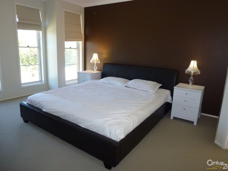 24 Billabong Drive, Cameron Park NSW 2285