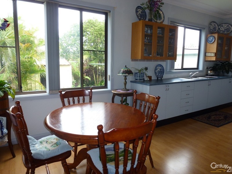 16 Irving Street, Edgeworth NSW 2285