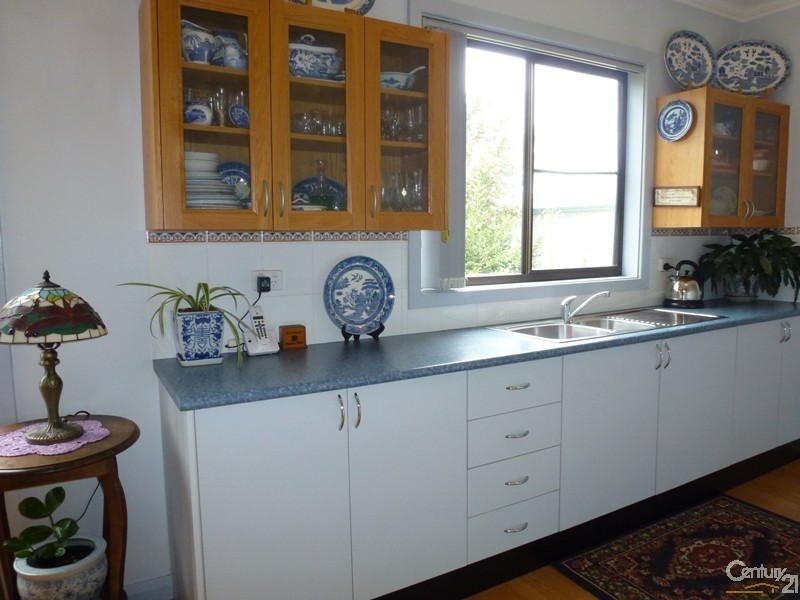 16 Irving Street, Edgeworth NSW 2285