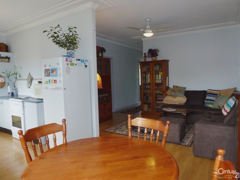 16 Irving Street, Edgeworth NSW 2285