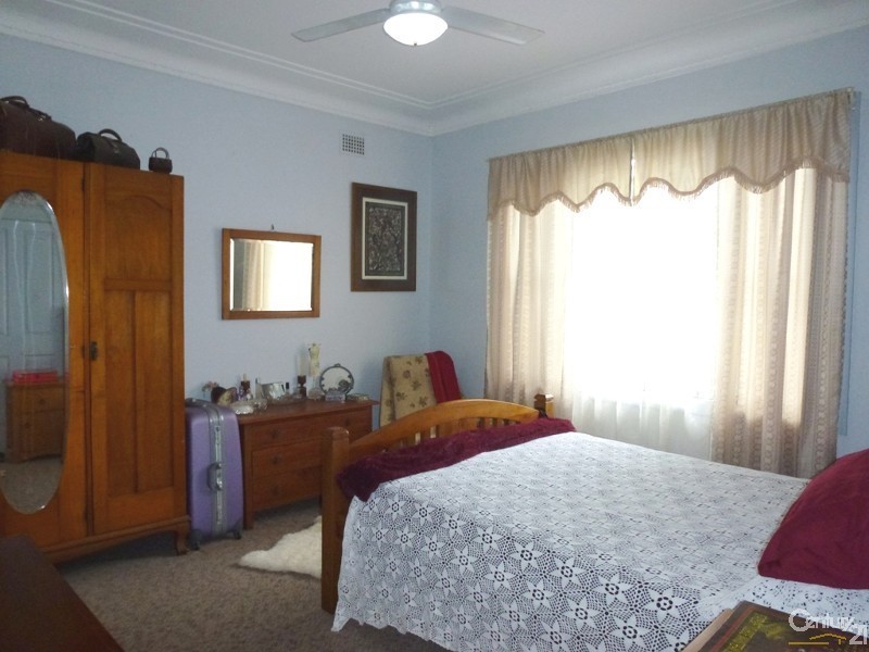 16 Irving Street, Edgeworth NSW 2285