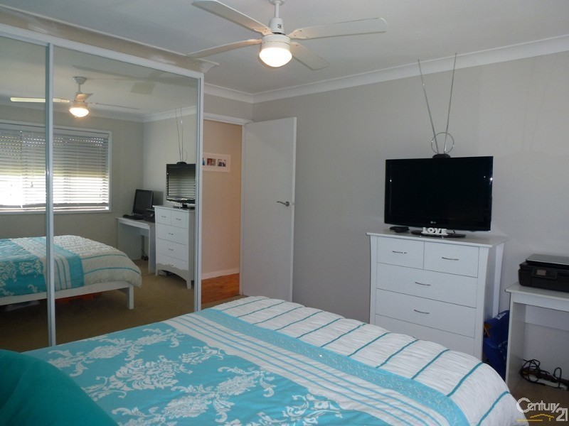 26 Buni Street, Holmesville NSW 2286