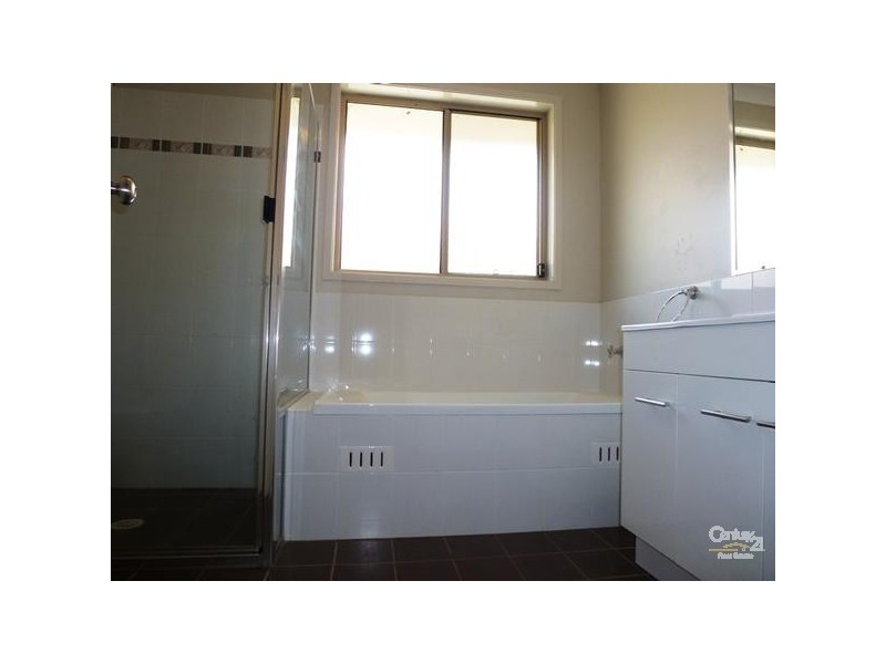 171 Northlakes Drive, Cameron Park NSW 2285